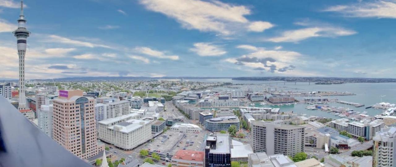 Magnificent Harbour View Skytower View Apartment In Cbd Auckland Eksteriør bilde