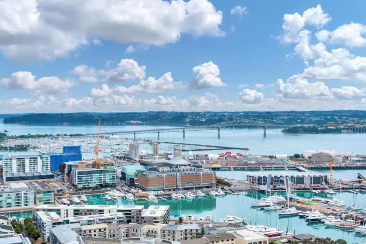 Magnificent Harbour View Skytower View Apartment In Cbd Auckland Eksteriør bilde