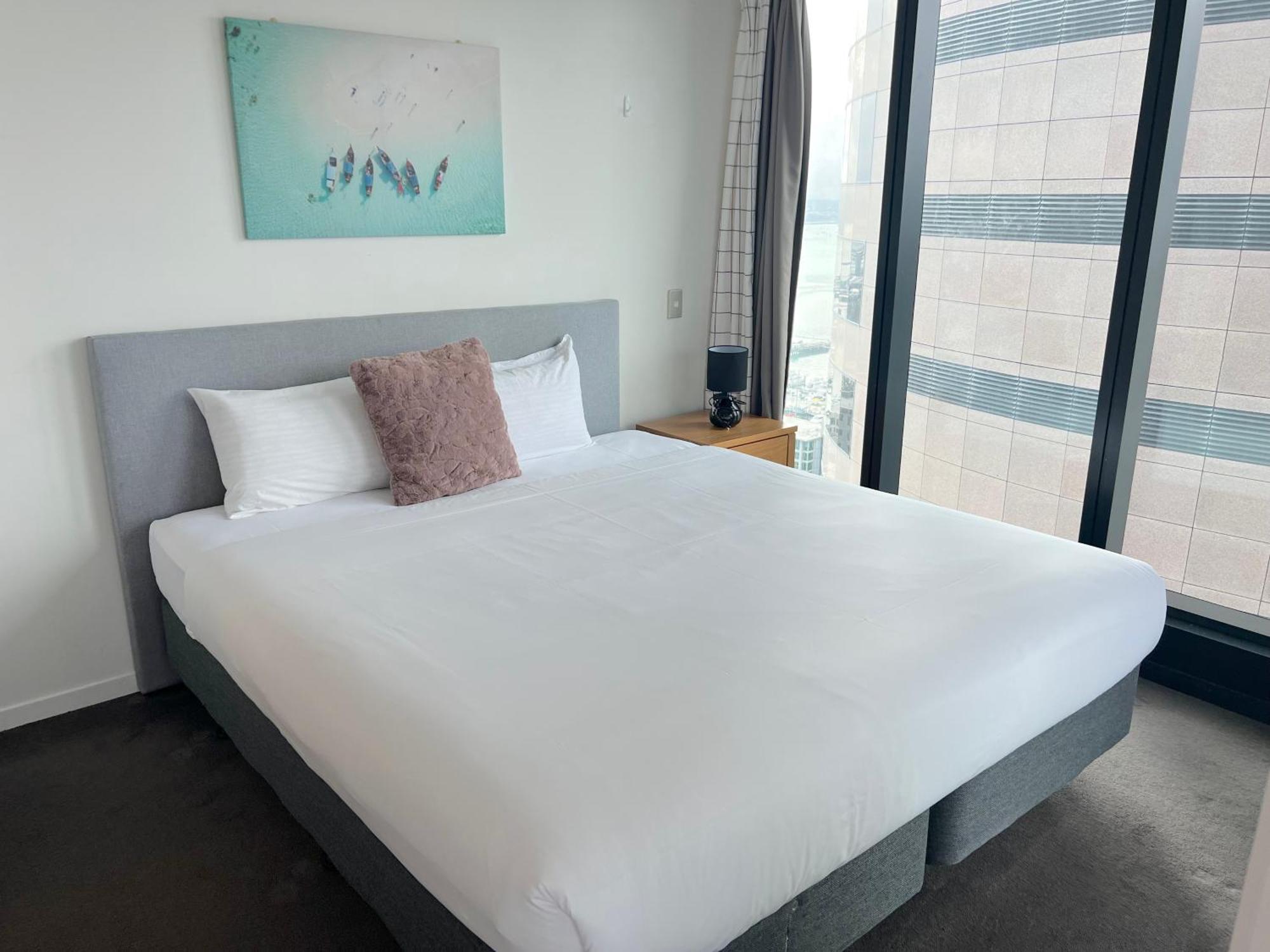 Magnificent Harbour View Skytower View Apartment In Cbd Auckland Eksteriør bilde