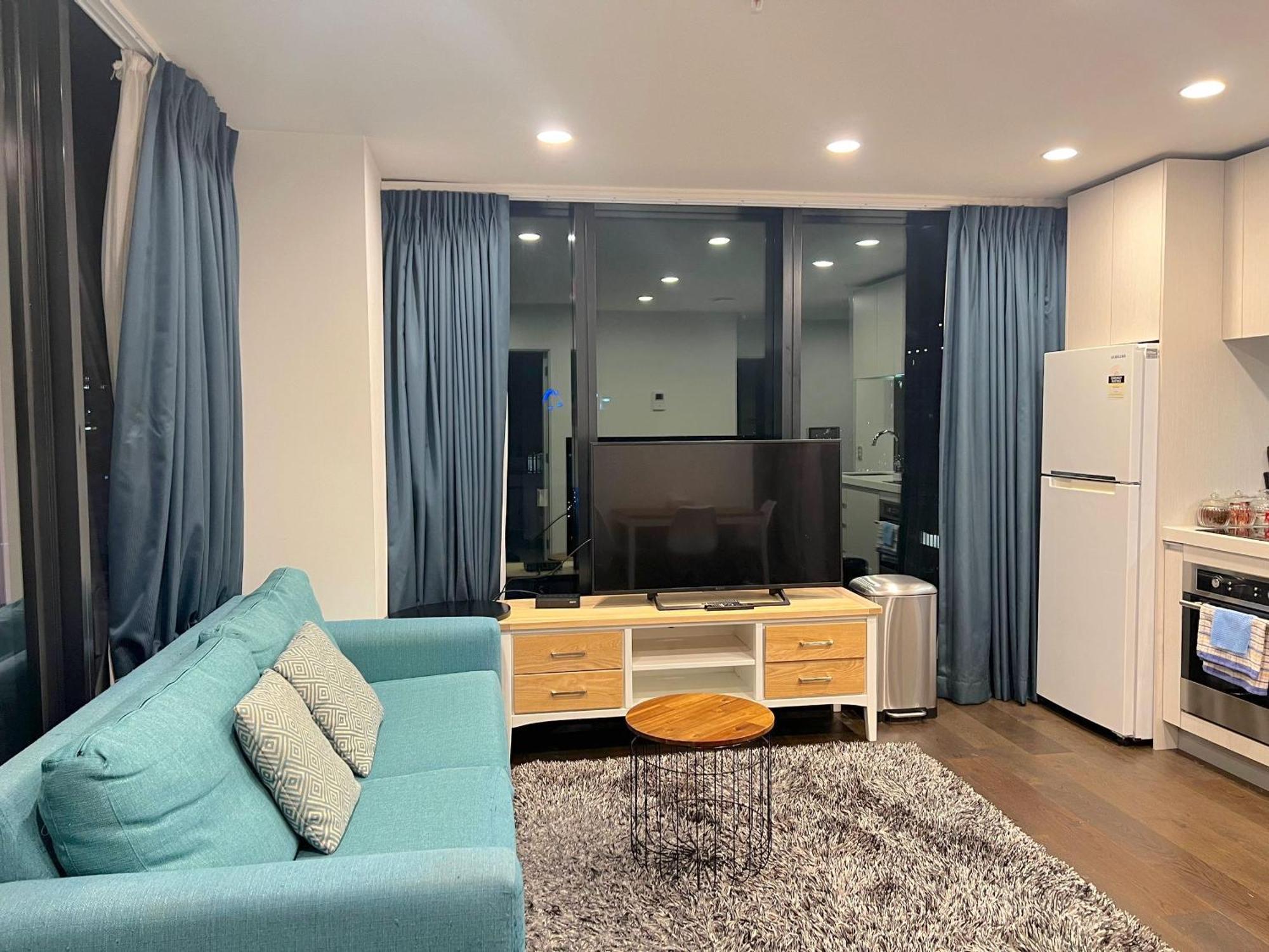 Magnificent Harbour View Skytower View Apartment In Cbd Auckland Eksteriør bilde